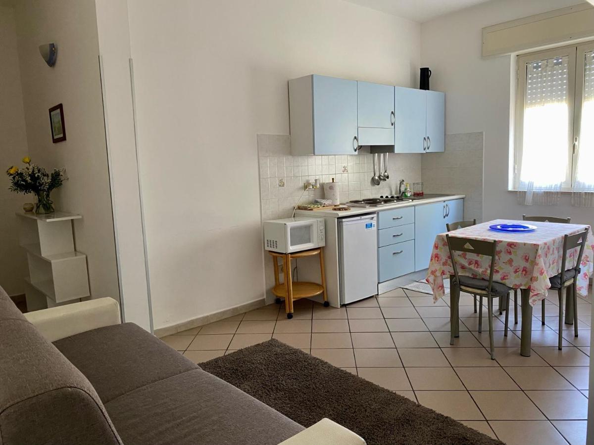 Apartment Tirreno Tirrenia Εξωτερικό φωτογραφία