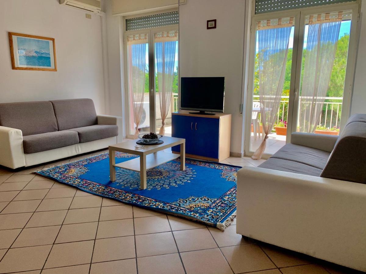 Apartment Tirreno Tirrenia Εξωτερικό φωτογραφία